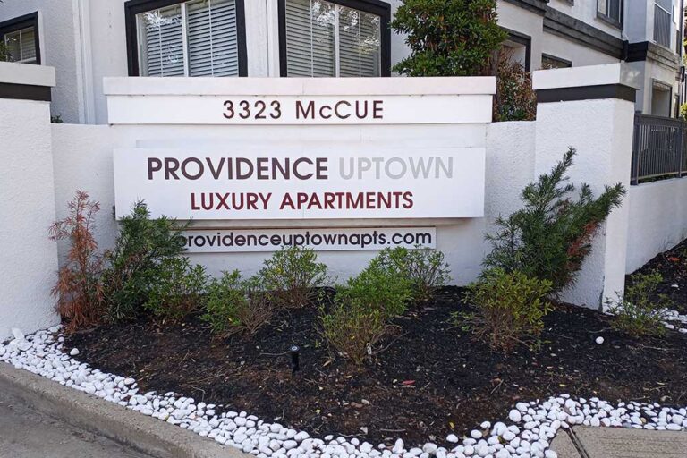 Apartment Aluminum Sign